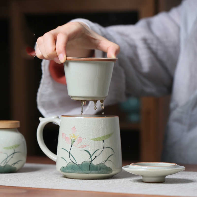 Lotus Tea Mug with Infuser